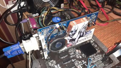 Лот: 15330623. Фото: 1. Видеокарта Sapphire Radeon X1650... Видеокарты
