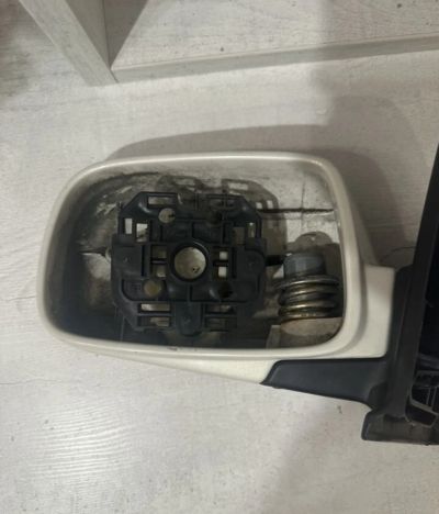 Лот: 23604401. Фото: 1. Зеркало от Toyota ist. Кузов