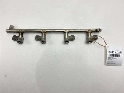 Лот: 21383152. Фото: 1. Рейка топливная Mazda Cx-5 2015... Топливная система