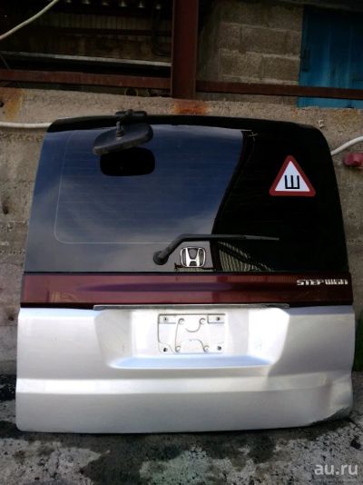 Лот: 14349494. Фото: 1. Задняя дверь багажника Honda Stepwgn. Кузов