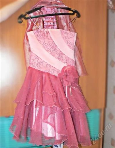 Лот: 1412489. Фото: 1. коктейльное платье на девочку... Платья, сарафаны