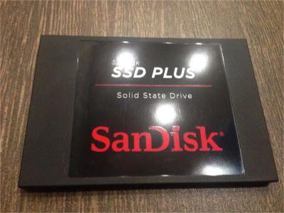 Лот: 10756966. Фото: 1. Почти новый 120 ГБ SSD-накопитель... SSD-накопители