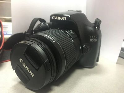 Лот: 12095667. Фото: 1. Фотоаппарат canon 1100 kit. Коробка... Цифровые зеркальные