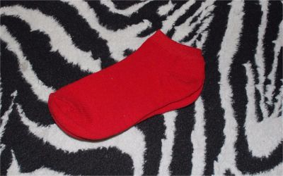 Лот: 10474485. Фото: 1. носочки детские красные. Чулочно-носочные изделия