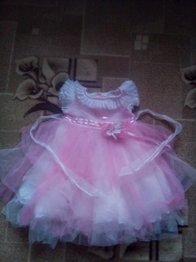 Лот: 10755156. Фото: 1. Платье для маленькой принцессы. Платья, сарафаны