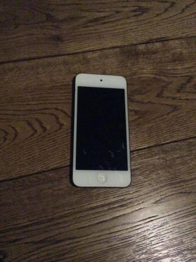 Лот: 6932263. Фото: 1. iPod touch 5 32gb обмен. Плееры
