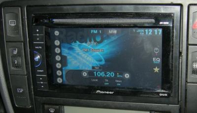 Лот: 17336939. Фото: 1. Автомагнитола pioneer avh-160dvd. Автомагнитолы