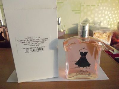 Лот: 3168146. Фото: 1. La Petite Robe Noir Eau de Toilette... Женская парфюмерия