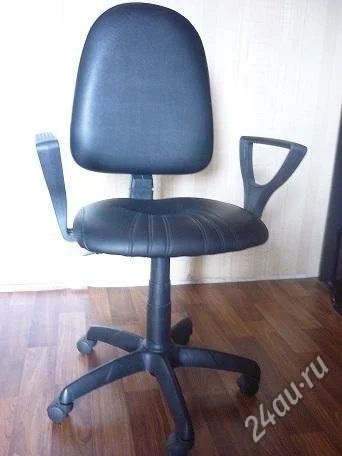 Лот: 1990764. Фото: 1. продам компьютерное кресло из... Другое (офисная мебель и домашние кабинеты)