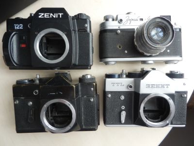 Лот: 22391989. Фото: 1. зенит 3 шт и зоркий. Плёночные зеркальные