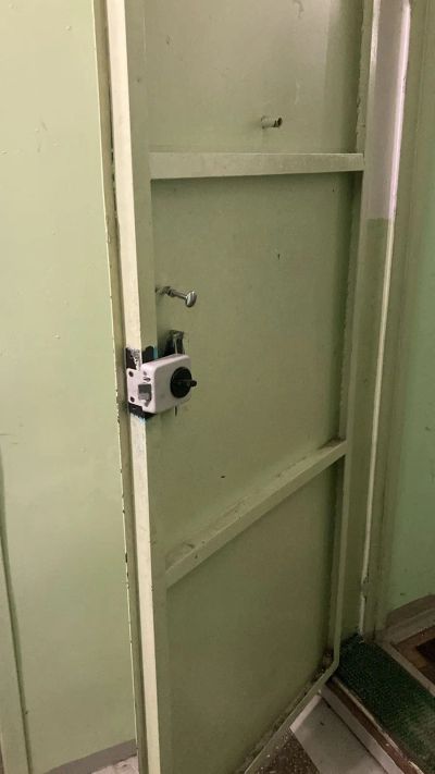 Лот: 25720530. Фото: 1. Нужно подпилить или отрегулировать... Замки
