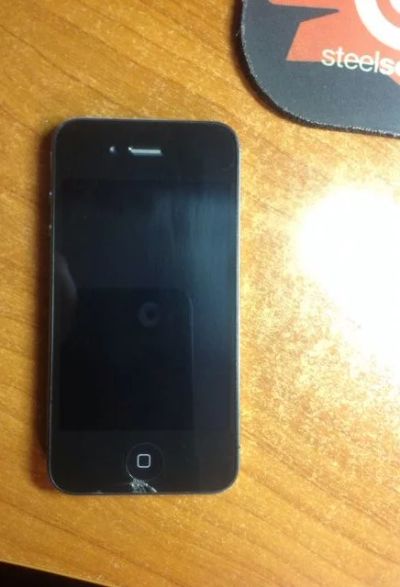 Лот: 3342520. Фото: 1. iPhone 4 32 GB!. Смартфоны