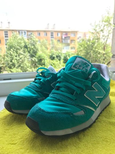Лот: 11731705. Фото: 1. Кроссовки New Balance, размер... Кеды, кроссовки, слипоны