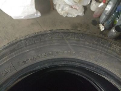 Лот: 10483900. Фото: 1. Автомобильные зимние шины Bridgestone... Шины
