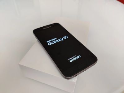 Лот: 14766278. Фото: 1. Samsung Galaxy S7. Смартфоны