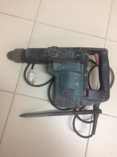 Лот: 8998271. Фото: 1. Перфоратор Makita HR4500C. Электроинструмент