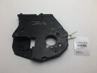 Лот: 20401645. Фото: 1. Крышка ГРМ верхняя Audi A6 1998... Двигатель и элементы двигателя