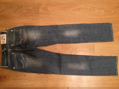 Лот: 8292884. Фото: 1. Джинсы Тommy Hilfiger SLIM | 29. Брюки, джинсы, шорты