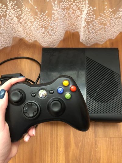 Лот: 15437607. Фото: 1. Xbox 360. Игровые приставки, консоли