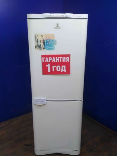 Лот: 14280064. Фото: 1. Холодильник indesit c132nfg.016... Холодильники, морозильные камеры