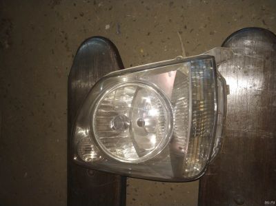 Лот: 14909513. Фото: 1. Фара на Daihatsu Mira L250 , L260... Оптика и освещение