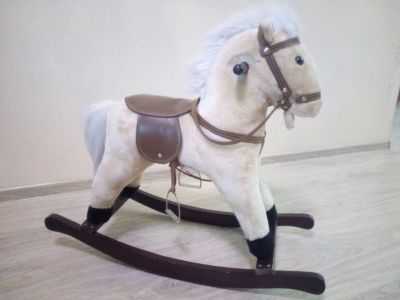 Лот: 9801681. Фото: 1. Лашадка-качалка со звуком. Машины и техника