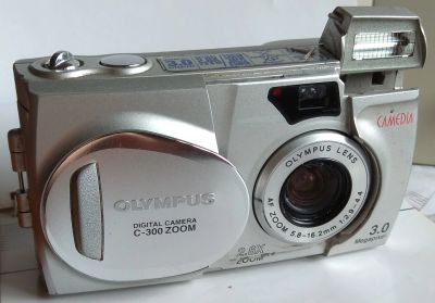 Лот: 11565417. Фото: 1. Фотоаппарат Olympus C-300 ZOOM. Цифровые компактные