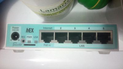 Лот: 10363820. Фото: 1. Mikrotik RB750Gr3. Маршрутизаторы (роутеры)