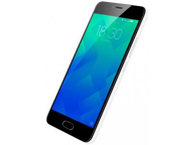 Лот: 10922766. Фото: 1. Meizu M5 3/32Гб. белый/White... Смартфоны