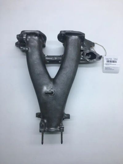 Лот: 20379542. Фото: 1. Коллектор впускной Toyota Mark... Двигатель и элементы двигателя