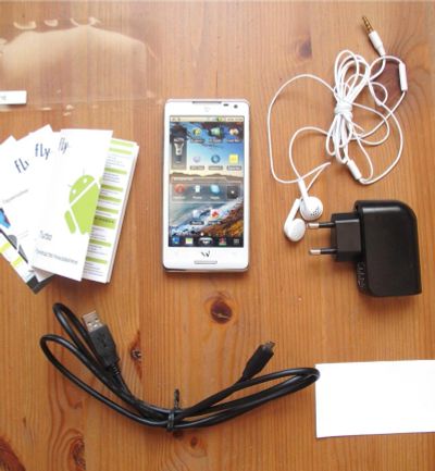 Лот: 3139860. Фото: 1. Fly IQ 285 Turbo 8Gb, 2 ядра по... Смартфоны