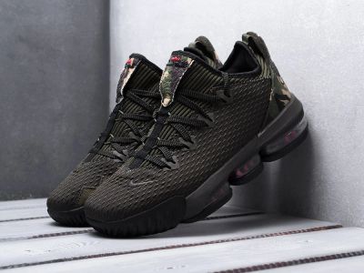 Лот: 14482935. Фото: 1. Кроссовки Nike Lebron XVI Low... Кеды, кроссовки, слипоны