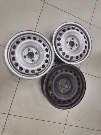 Лот: 25600765. Фото: 1. Диски 15" 3шт. Диски