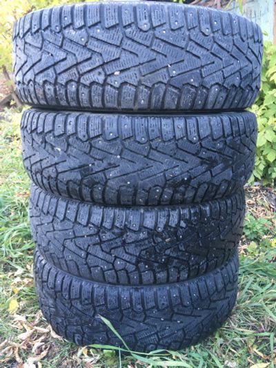 Лот: 19493243. Фото: 1. Pirelli Ice Zero 225/65/17 4шт. Шины