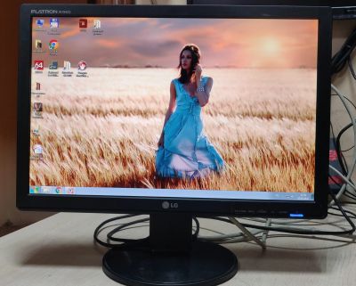 Лот: 21513861. Фото: 1. Монитор 19'' LG W1942S/1440x900... ЖК-мониторы