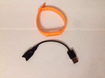 Лот: 6741902. Фото: 1. xiaomi mi band оранжевый ремешок... Смарт-часы, фитнес-браслеты, аксессуары