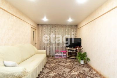 Лот: 20860893. Фото: 1. Продам 4-комн. кв. 59.7 кв.м... Квартиры, студии