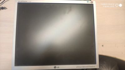 Лот: 20026007. Фото: 1. Монитор LG Flatron L1750U. ЖК-мониторы