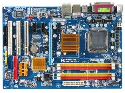 Лот: 3023647. Фото: 1. Продам gigabyte Ga-945PL-DS3 Телефон... Материнские платы