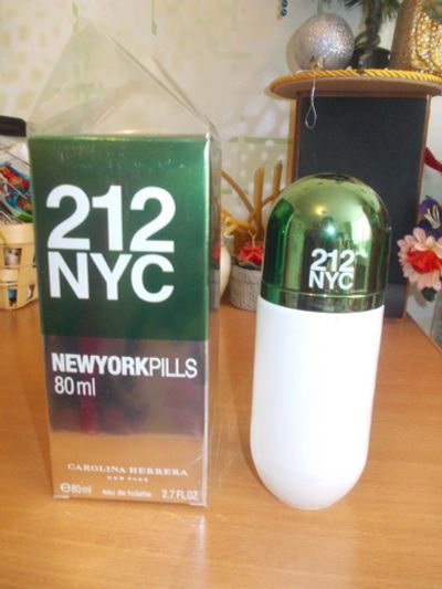 Лот: 11861514. Фото: 1. 212 NYC Pills от Carolina Herrera... Женская парфюмерия