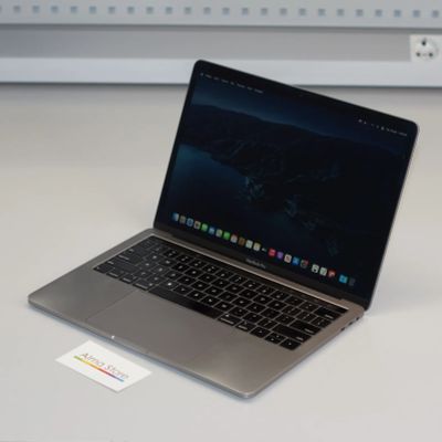 Лот: 19379254. Фото: 1. Apple MacBook Pro 13 дюймов... Ноутбуки