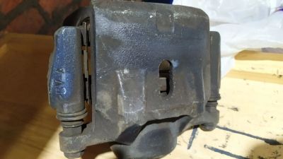 Лот: 19417408. Фото: 1. Суппорт на Toyota Corolla NZE121... Тормозная система