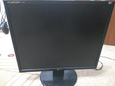 Лот: 14018068. Фото: 1. Монитор LG Flatron L1953S Неработает. ЖК-мониторы