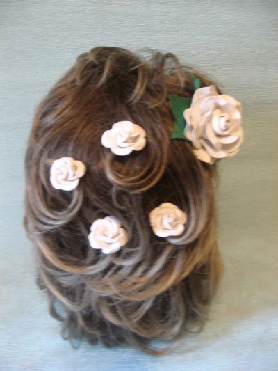 Лот: 4037187. Фото: 1. Розы 5шт, романтичное, украшение... Украшения для волос