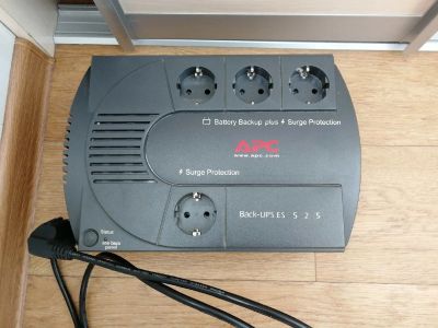 Лот: 16669772. Фото: 1. Бесперебойник APC Back-UPS ES... ИБП, аккумуляторы для ИБП