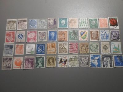 Лот: 16773096. Фото: 1. 40 разных марок одним лотом. Марки