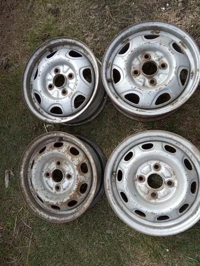 Лот: 17583802. Фото: 1. Диски штампованные r13 4*100 Toyota. Диски