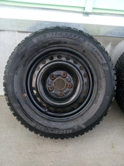 Лот: 16760708. Фото: 1. Шины с дисками Michelin X-ICE... Шины на дисках