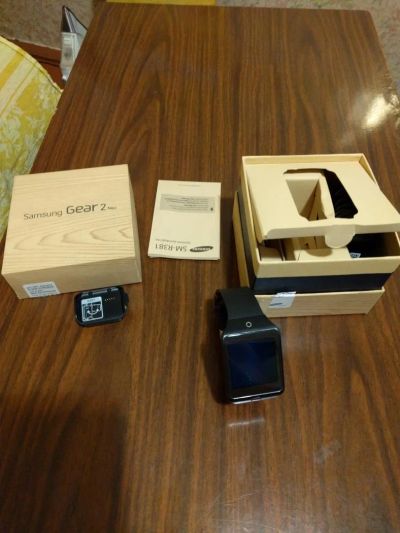 Лот: 6849693. Фото: 1. смарт часы Samsung Gear 2 Neo. Смарт-часы, фитнес-браслеты, аксессуары