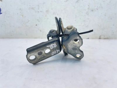 Лот: 25065050. Фото: 1. кронштейн двери toyota corolla... Двигатель и элементы двигателя